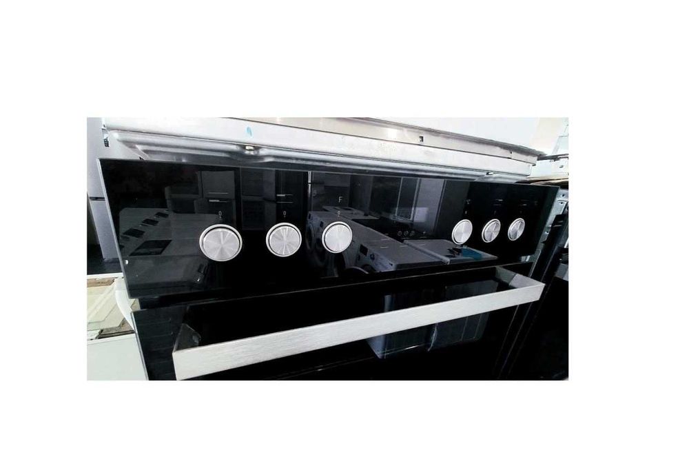 Духовка з варильною поверхнею вбудова (баукнехт)