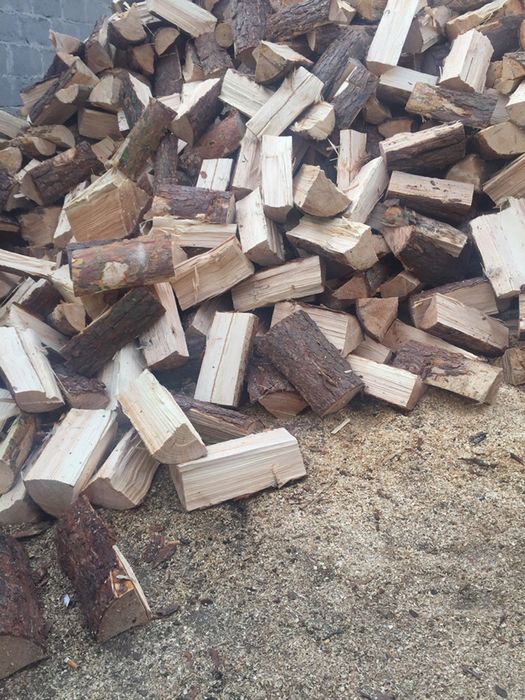 Drewno Drzewo opałowe sosna cięte łupane