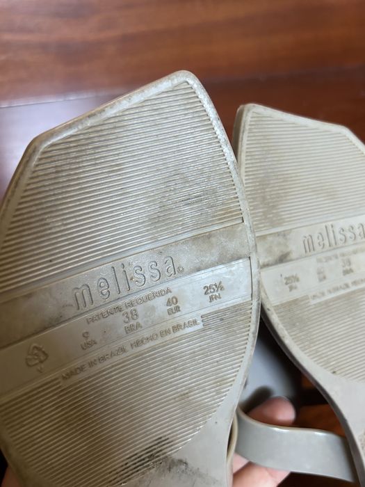 Chinelo Melissa bege