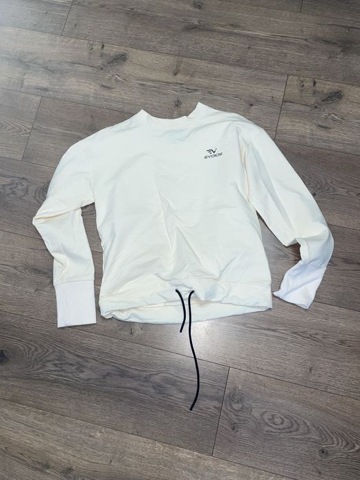 Продам костюм EVOIDS біжевого кольору