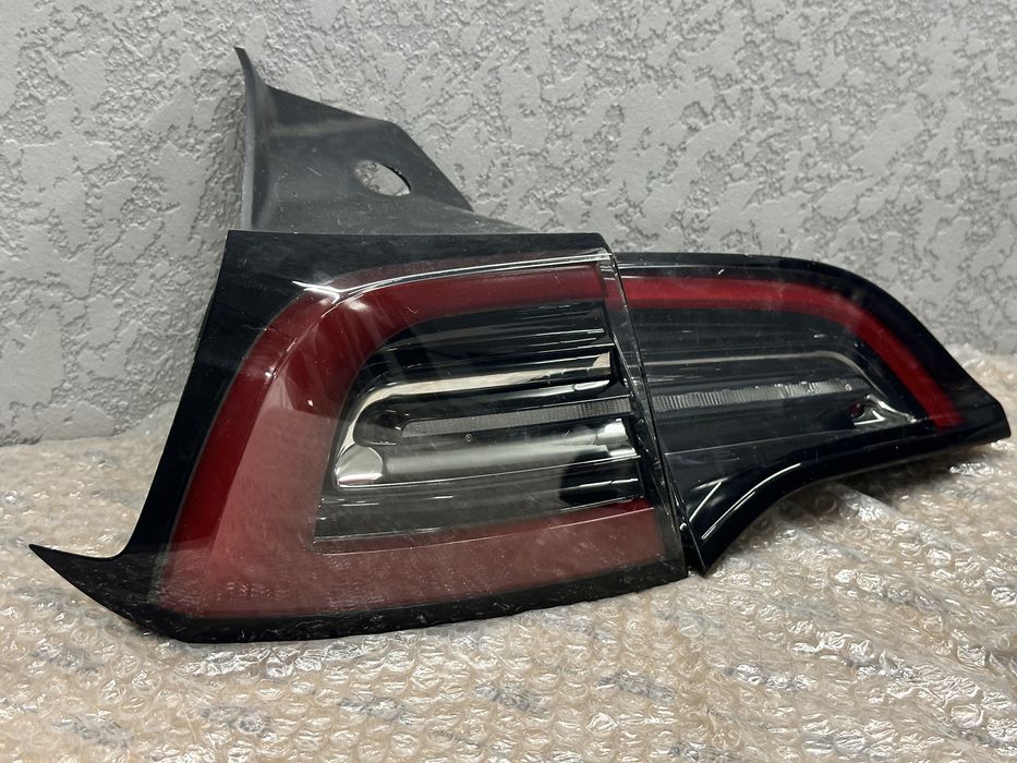 Tesla Model 3 / Y Стопи Фонари Europe Комплект Тесла Ідеальні ліхтарі