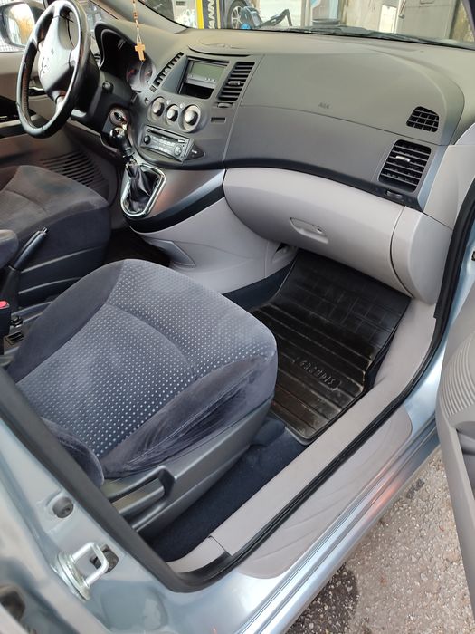 Mitsubishi grandis did