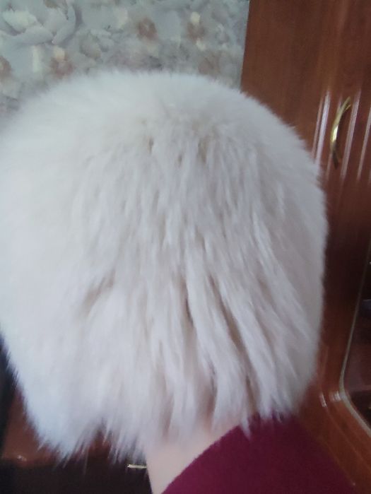 Шапка зимова біла