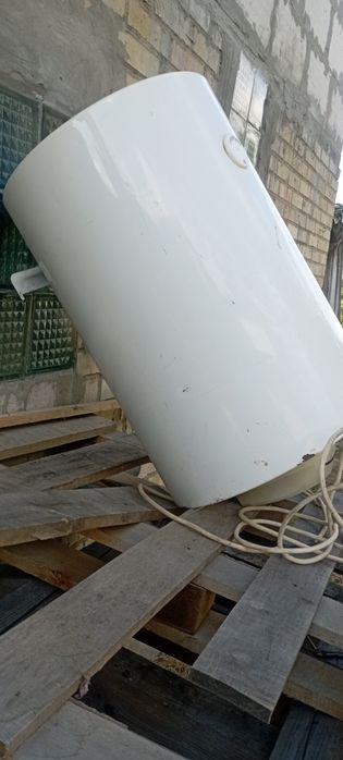 Продам бойлер Арістон