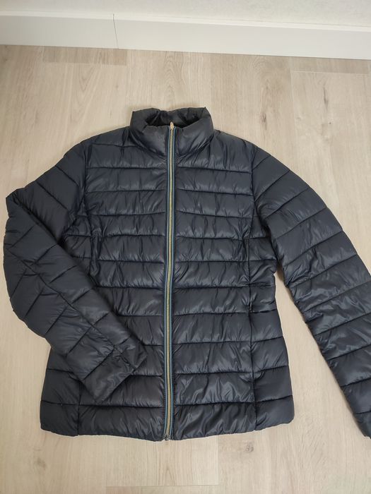 Тепла жіноча осіння куртка