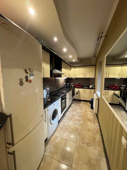 Продаж житлового будинку з ділянкою 29сот. у дуже мальовничому місці