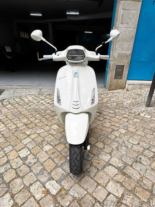 Vespa Primavera 125