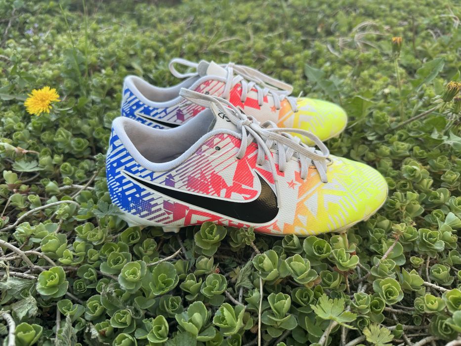 Дитячі футбольні бутси Nike Mercurial Vapor 13 Academy Неймар-молодший..