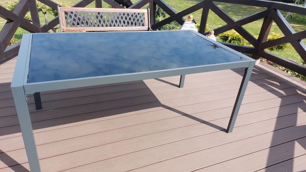 Stół ogrodowy metalowy