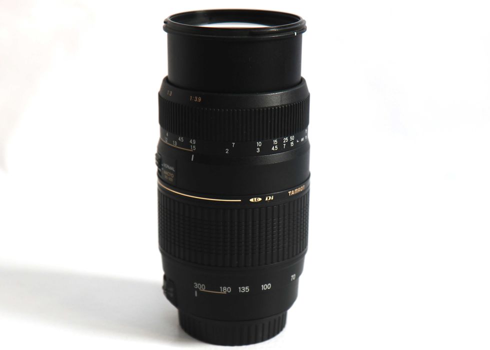 Lente Tamron AF 70-300mm LD Di TELE-MACRO SEM FOCO