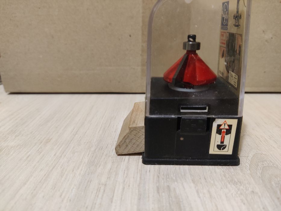 Фреза для зняття фаски з підшипником HM