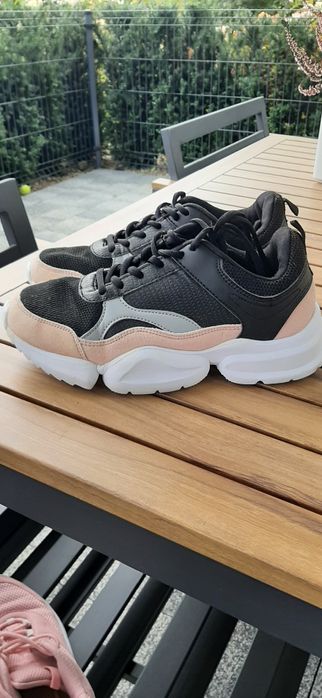 Sportowe buty rozm 39