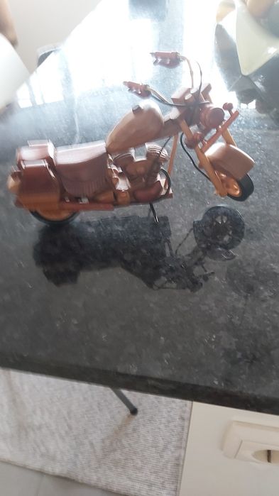 Peça decorativa-mota