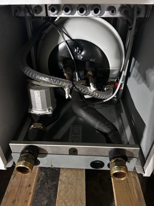 Pompa ciepla 14 kW fujitsu