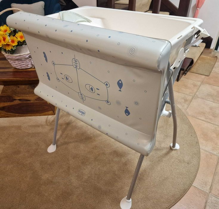 Banheira com Muda-Fraldas para Bebé – Excelente Estado