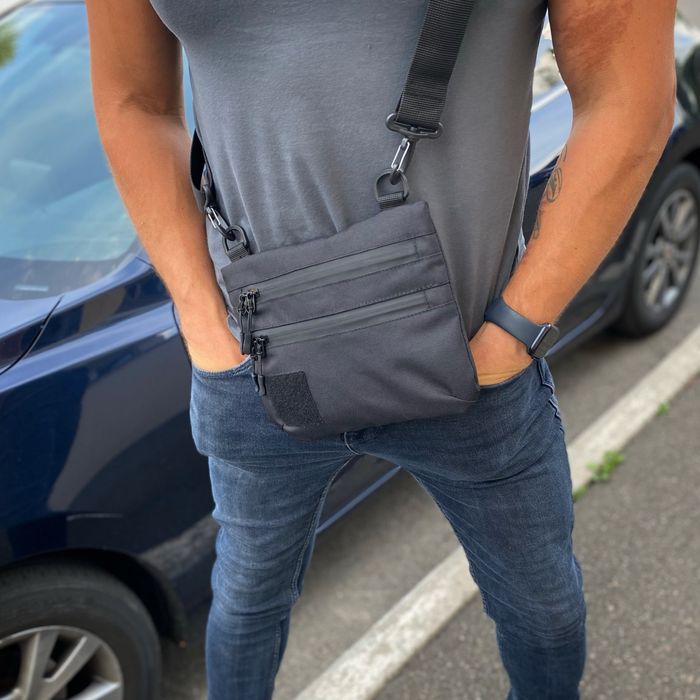 Чоловіча чорна сумка через плече універсальна тактична