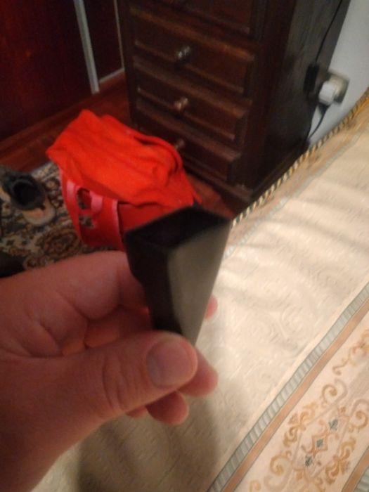 Vendo este pecinha de borracha para mobilia!!! Único!!! Não tenho mais