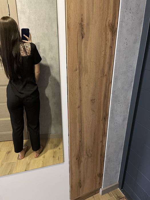 Комбінезон жіночий