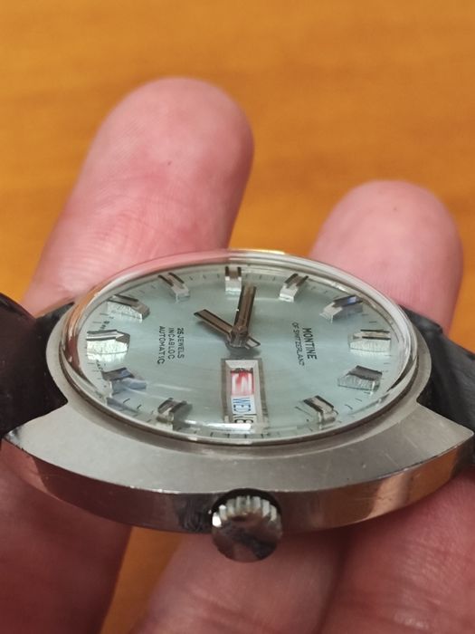 Montine of Switzerland - Automático - 25 jóias