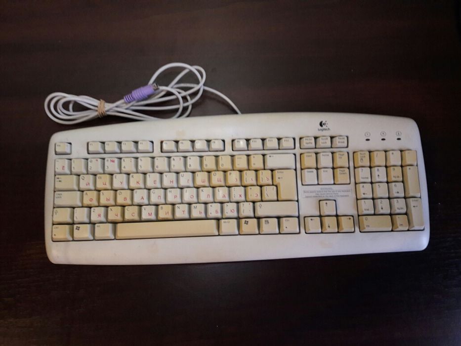 Клавіатура Logitech