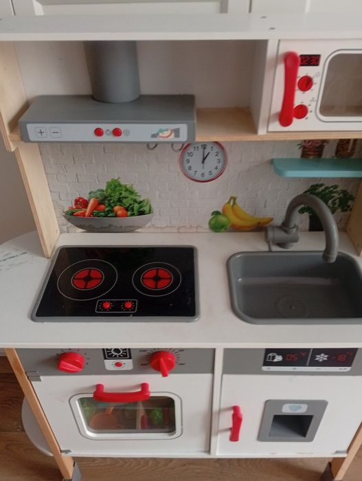 Kuchnia drewniana dla dzieci