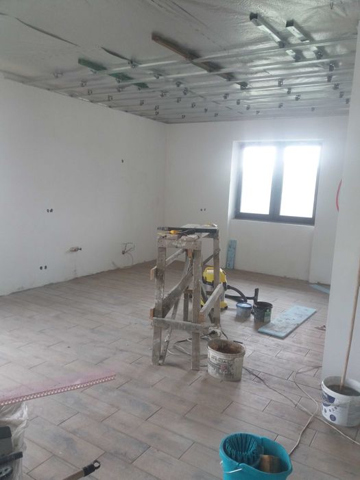 Робота криші тафасади .