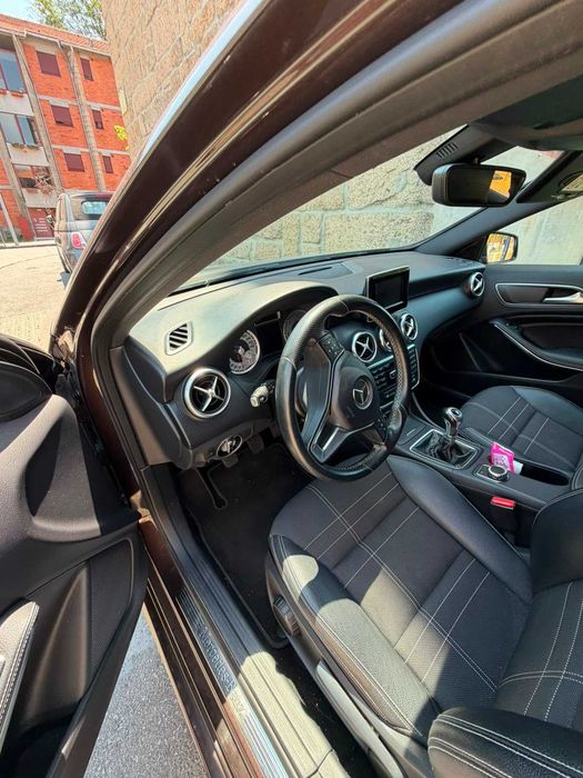 Mercedes-Benz A 180 — fotografia 6