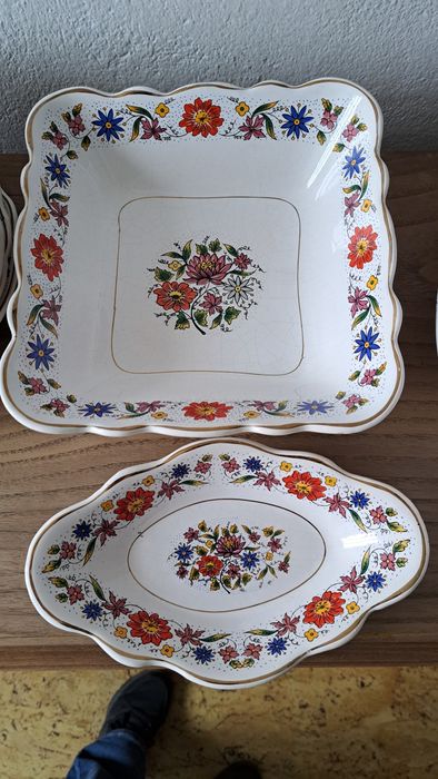 Serviço de jantar clássico_26 peças_louças Pinheira-Aveiro