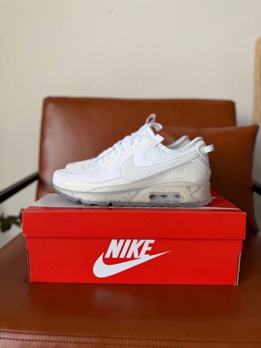 5 кольорів Nike Air Max 90 Terrascape
