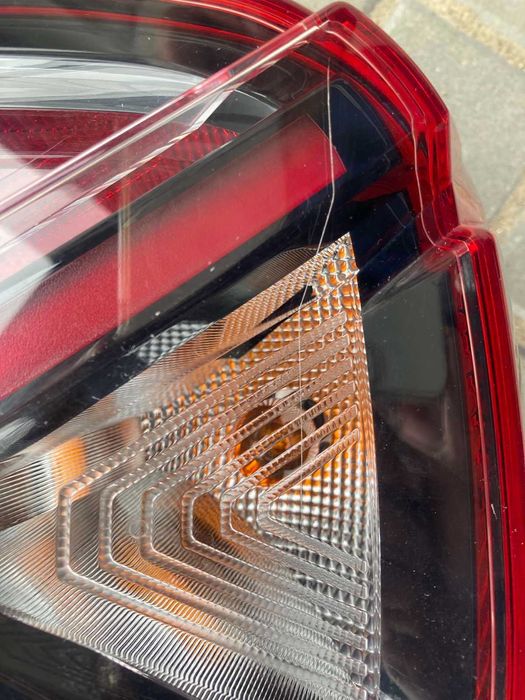 DUSTER II 2 LIFT 21-24 lampa prawy tyl PRAWA oryginal EUROPA /wysylka