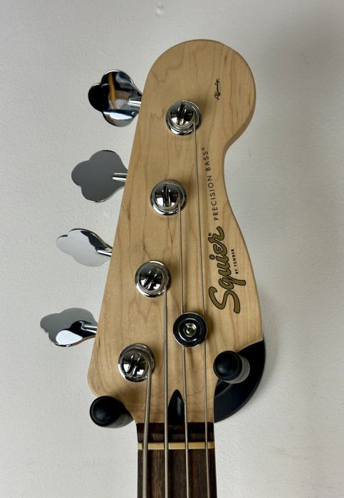 Squier Affinity Series Precision Bass PJ