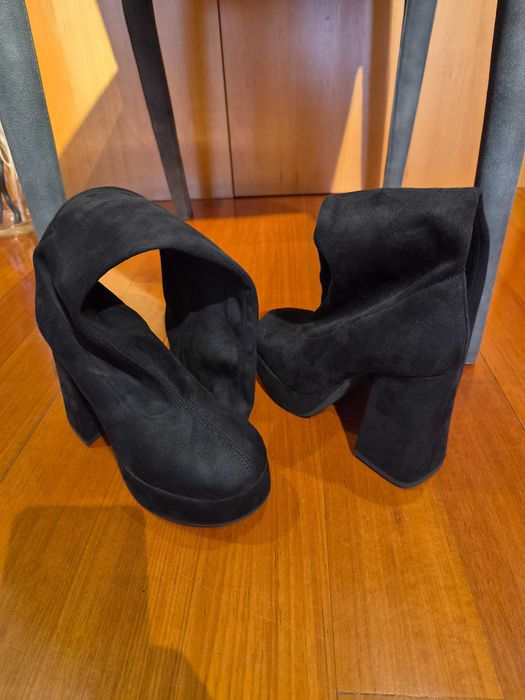 Ovye Boots (new) - size 39