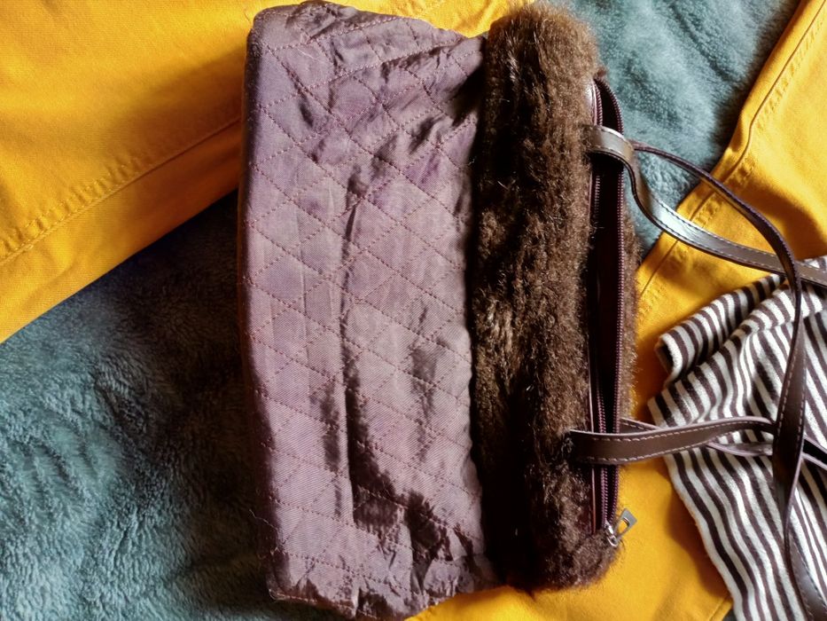 Śliczny damski  zestaw  rozm 40.