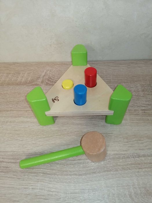 Drewniana zabawka motoryczna Hape, Rainbow Pounder, młotek do zbijaka