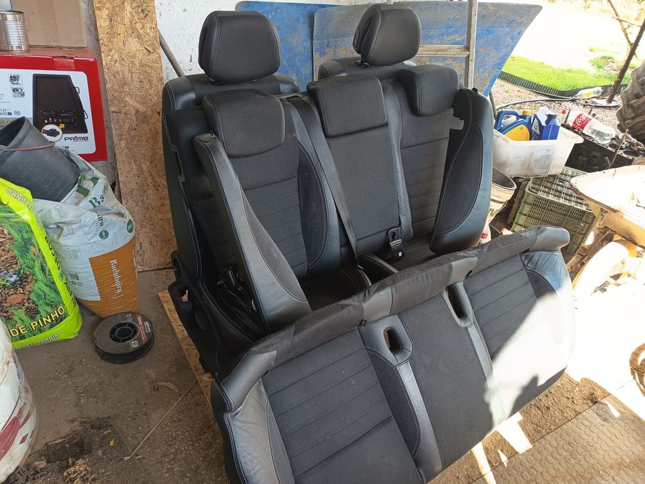 Bancos completos Renault Laguna 3. Ver o s meus outros anúncios.