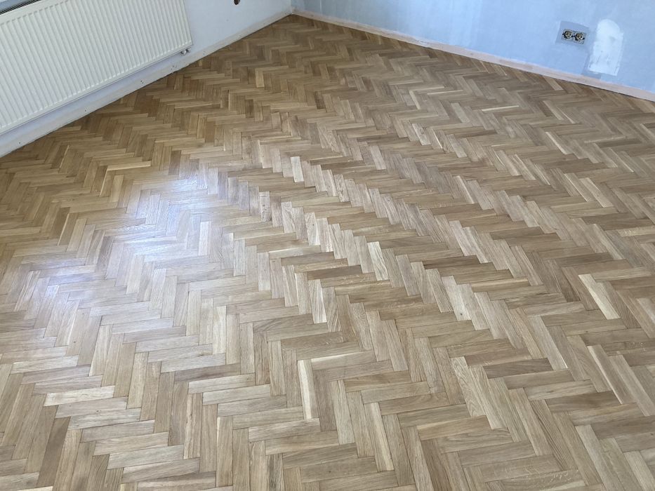 CYKLINOWANIE: parkietów, schodów, szpachlowanie, lakierowanie.