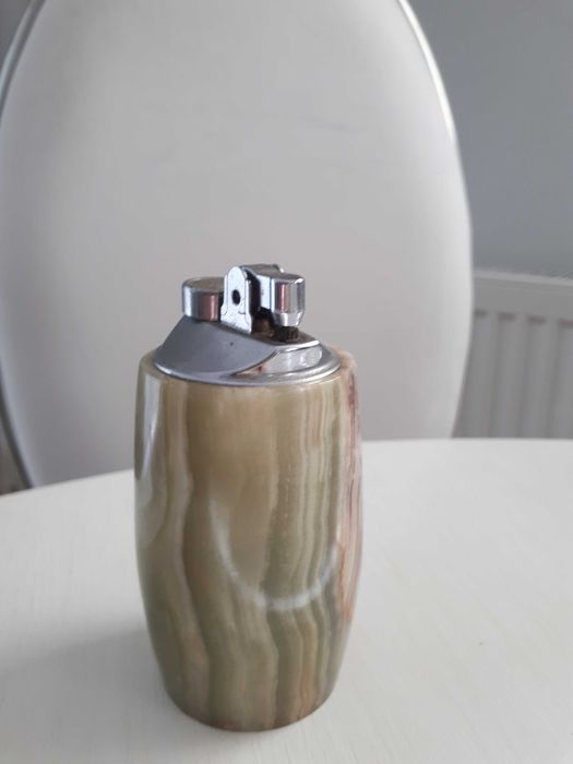 ZAPALNICZKA z naturalnego kamienia ONYKS