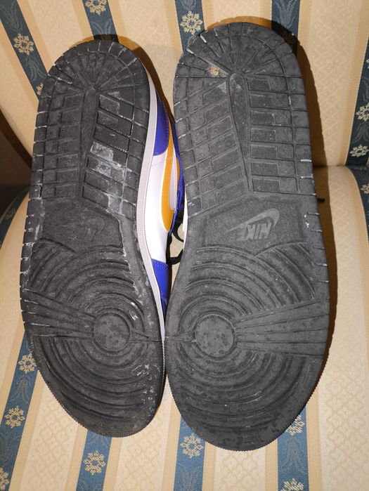 Air Jordan MID em bom estado.