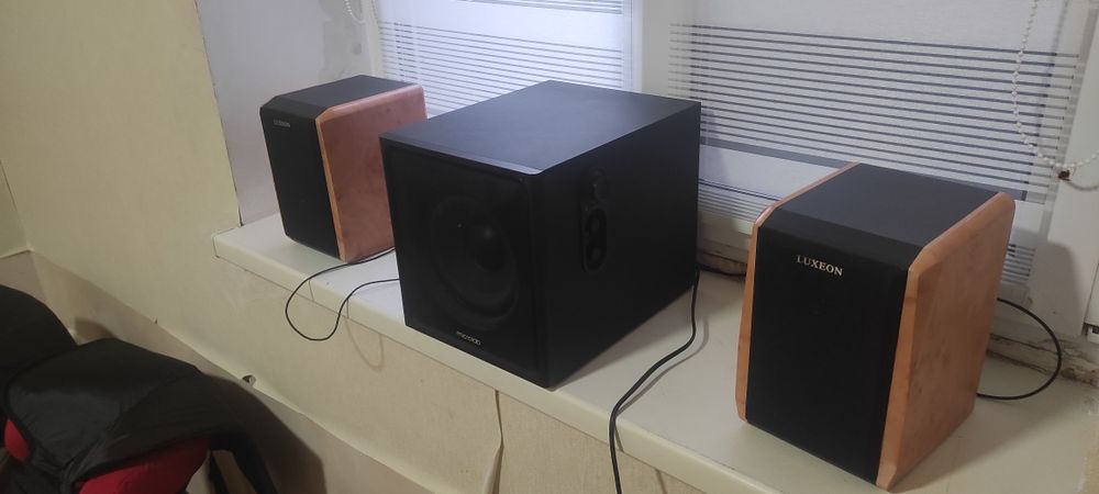 Акустичні системи 2.1 активний саб