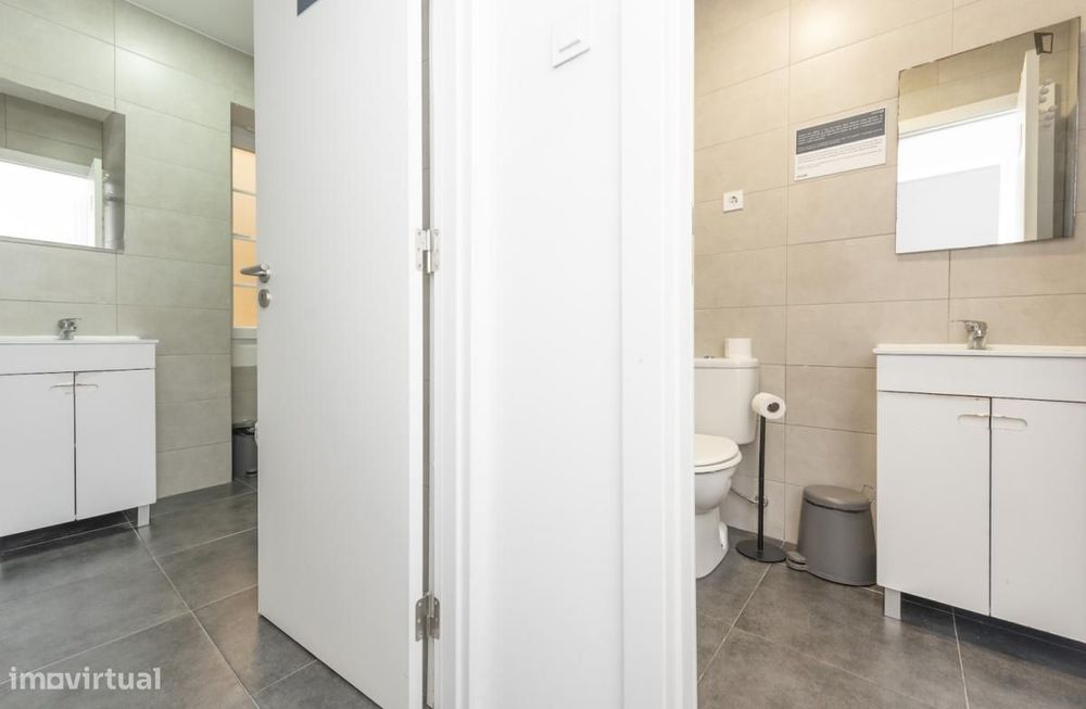 Quarto - localizado em Alameda Lisbon