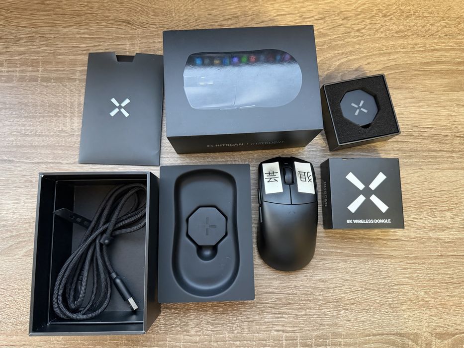 Mouse Hitscan Hyperlight Black +8k dongle