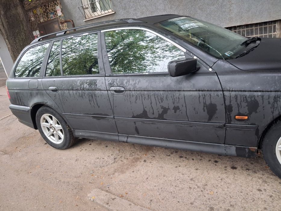BMW 525 e39 дизель Турінг