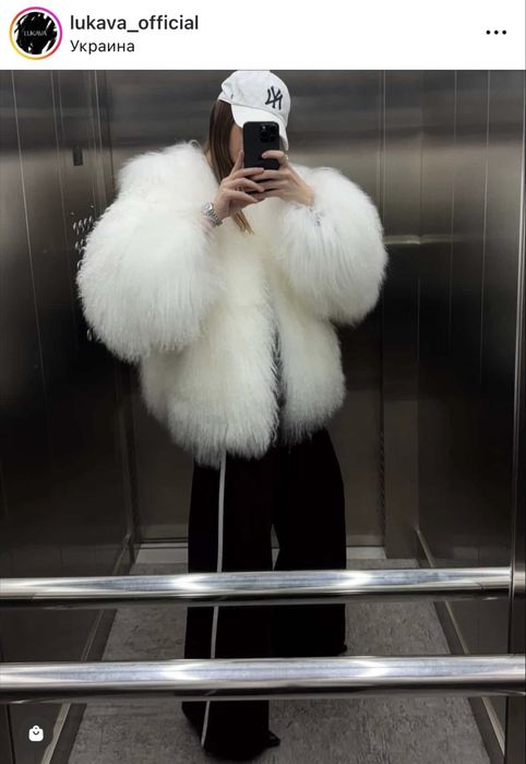 Шуба з лами/Біла шуба з лами