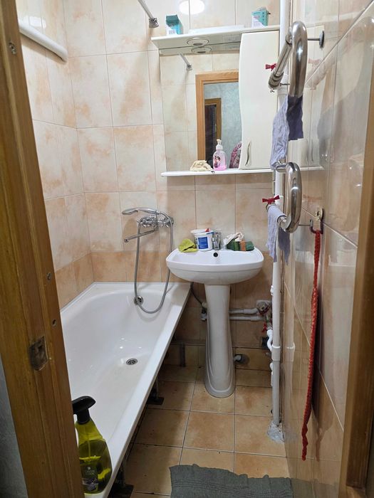 Оренда 3-к квартири на М. Поповича 8А, метро Житомирська, Академістечк