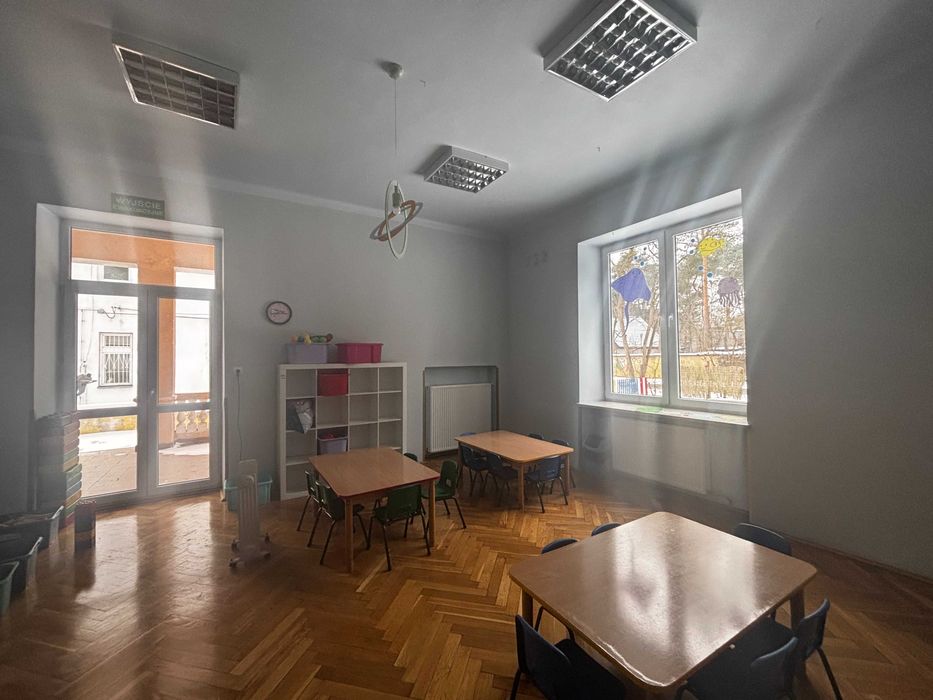 Budynek w centrum Otwocka na szkołę, przedszkole, biuro,gastronomię