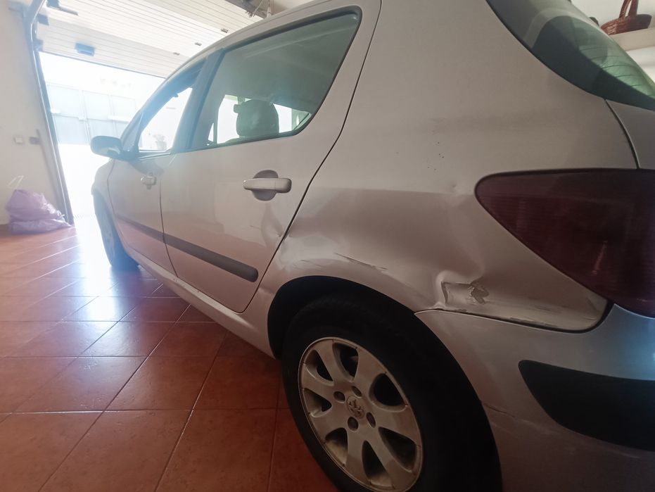 Peugeot 307 1.4 HDi. Excelente preço.