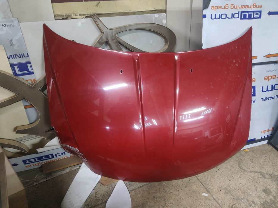 Капот під відновлення dodge journey