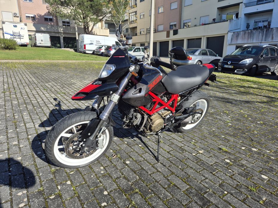 Ducati Hypermotard 1100 S1