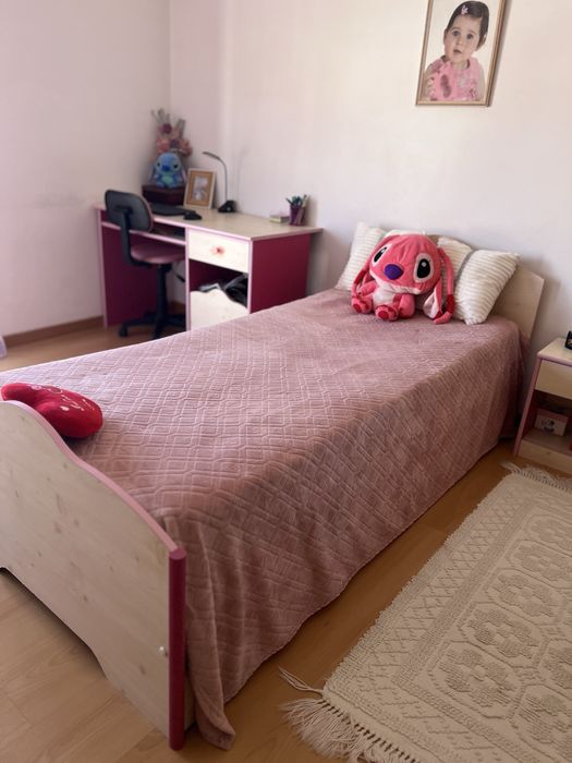 Mobiliario de quarto de solteiro para menina