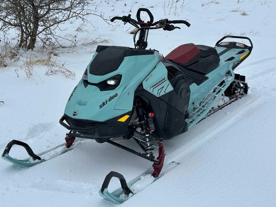 Skuter śnieżny Ski doo FREERIDE 154 850 E-TEC TURBO R DOSHOT